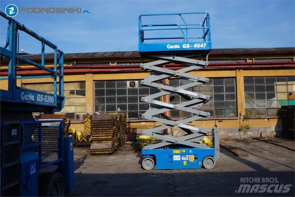 Genie 4047 Piattaforme a pantografo