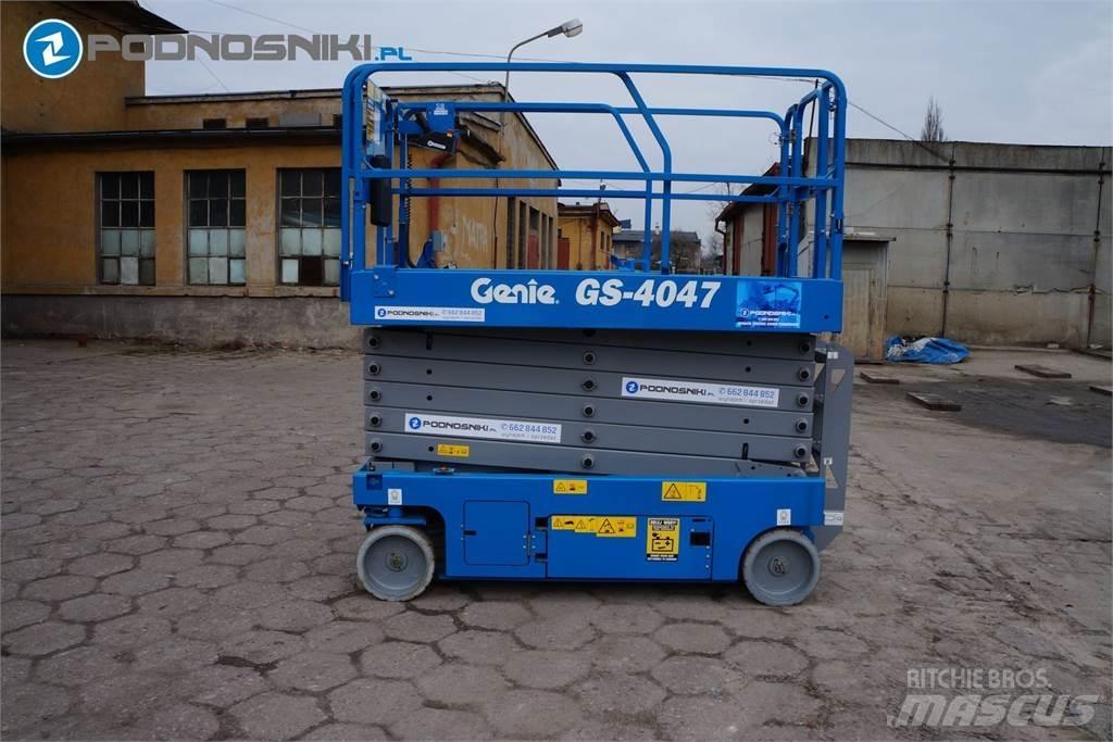 Genie 4047 Piattaforme a pantografo