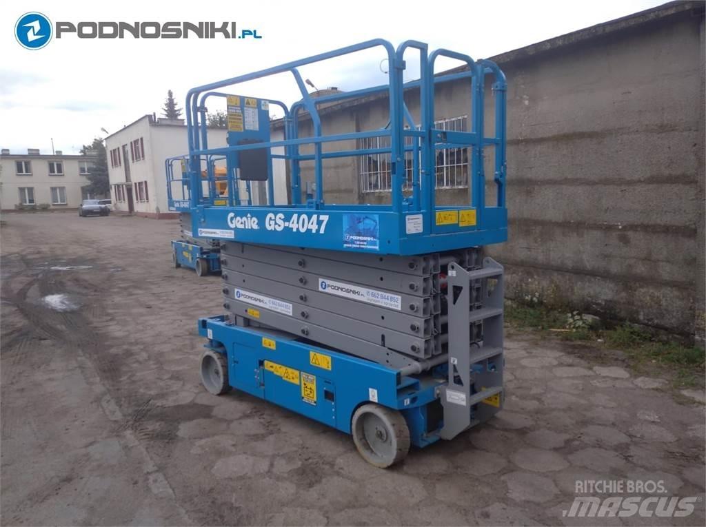 Genie 4047 Piattaforme a pantografo