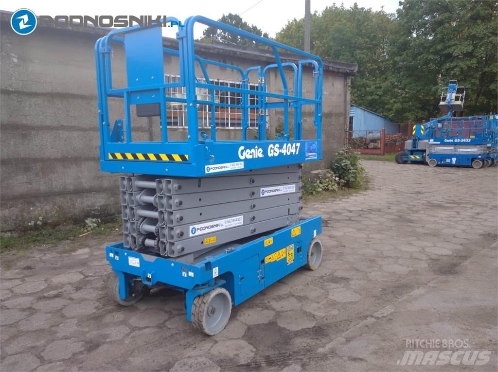 Genie 4047 Piattaforme a pantografo
