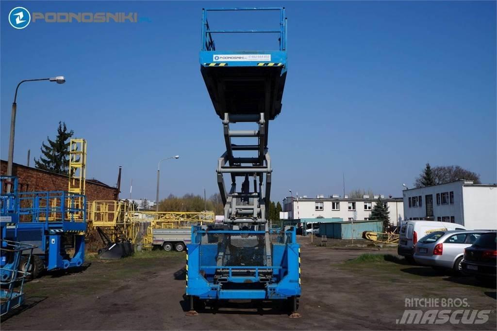 Genie 4390 Piattaforme a pantografo