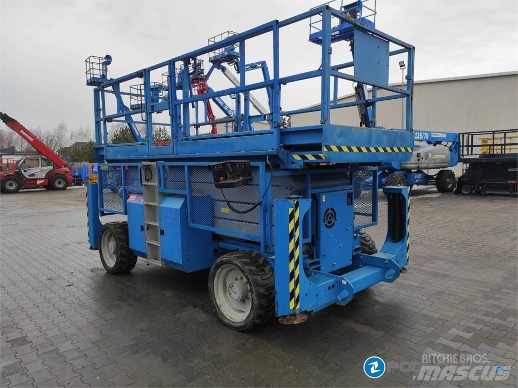 Genie GS-4390 Piattaforme a pantografo