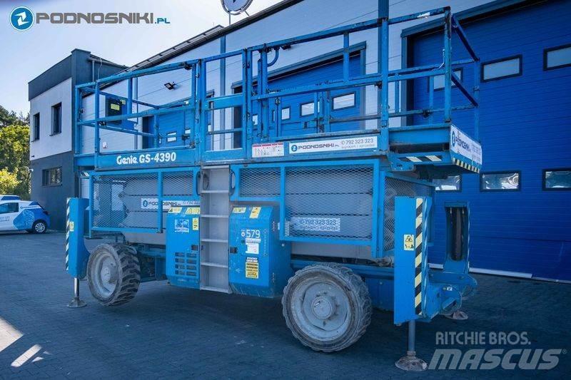 Genie GS-4390 Piattaforme a pantografo