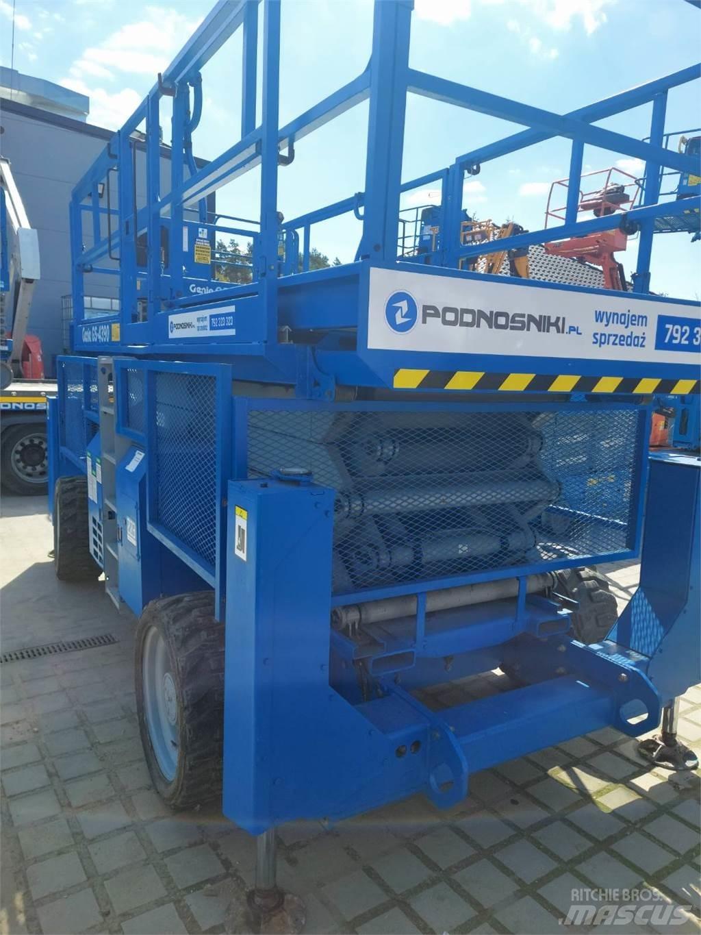 Genie GS-4390 RT Piattaforme a pantografo