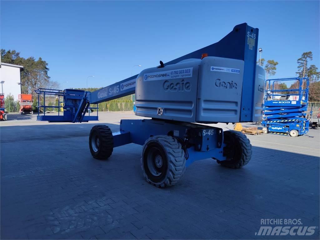 Genie S-45 Piattaforme a braccio telescopico
