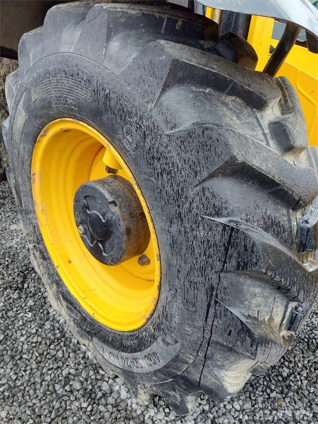 JCB 535-140 Sollevatori telescopici