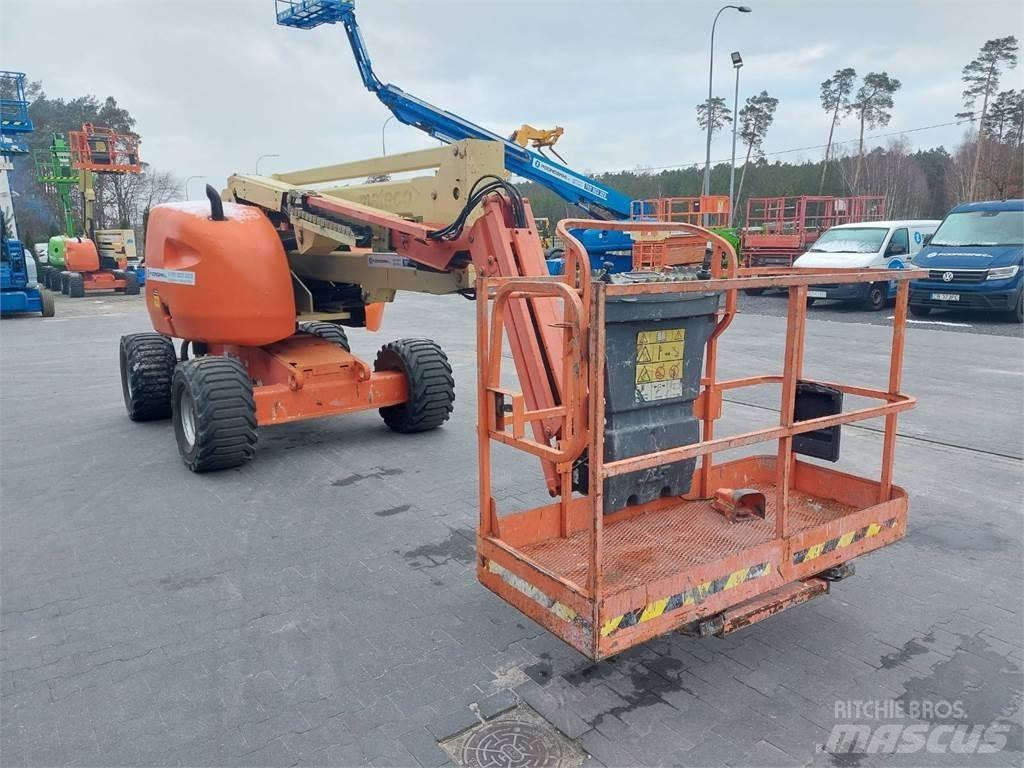JLG 450AJ Piattaforme a braccio articolato