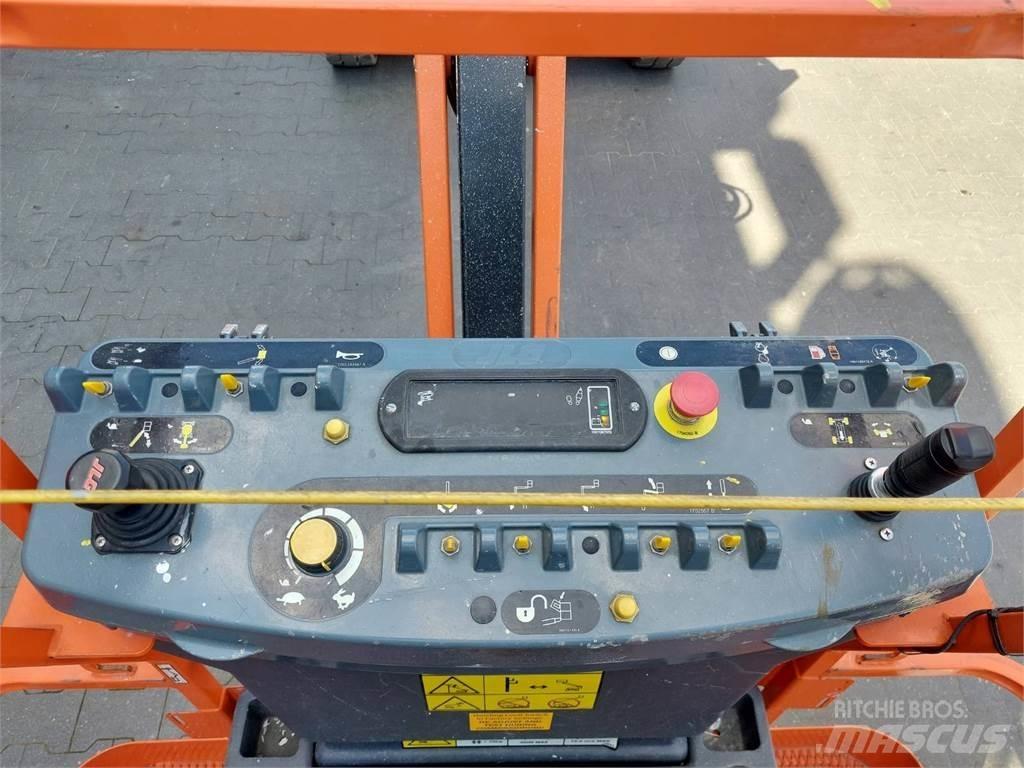 JLG E450AJ Piattaforme a braccio articolato