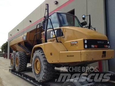 CAT 725 Dumpers articolati