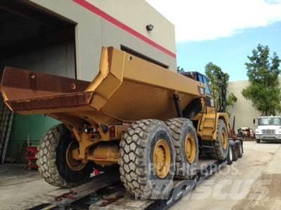 CAT 725 Dumpers articolati