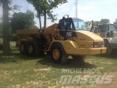 CAT 725 Dumpers articolati