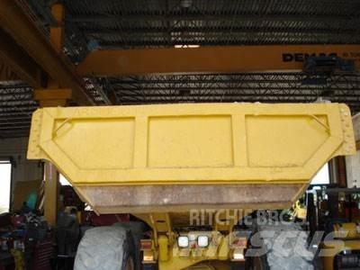 CAT 730 Tailgate Altri componenti