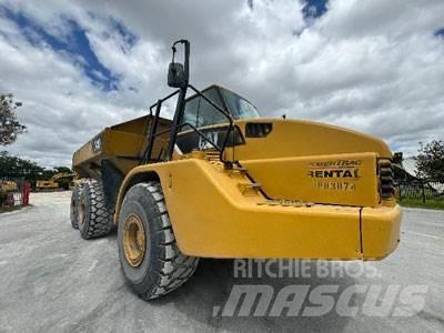 CAT 740 Dumpers articolati