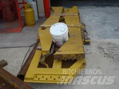 CAT 740 Tailgate Altri componenti