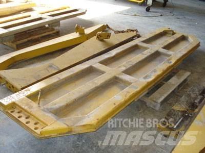 CAT 740 Tailgate Altri componenti