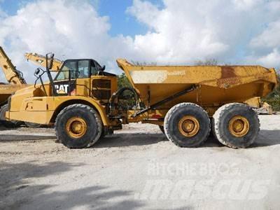 CAT 740B Dumpers articolati