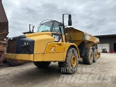 CAT 740B Dumpers articolati
