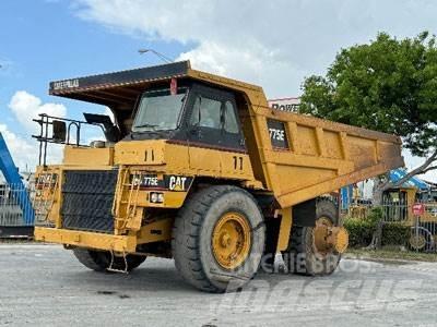 CAT 775E Dumper a telaio rigido