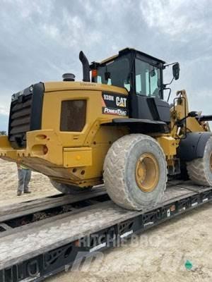 CAT 938M Pale gommate