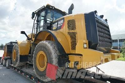 CAT 950M Pale gommate