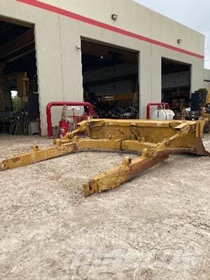 CAT D8T Angle Blade Altri componenti