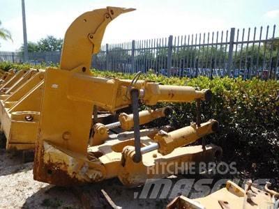 CAT D8T Ripper, S/S Altri componenti