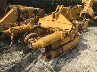 CAT D8T Ripper, S/S Altri componenti