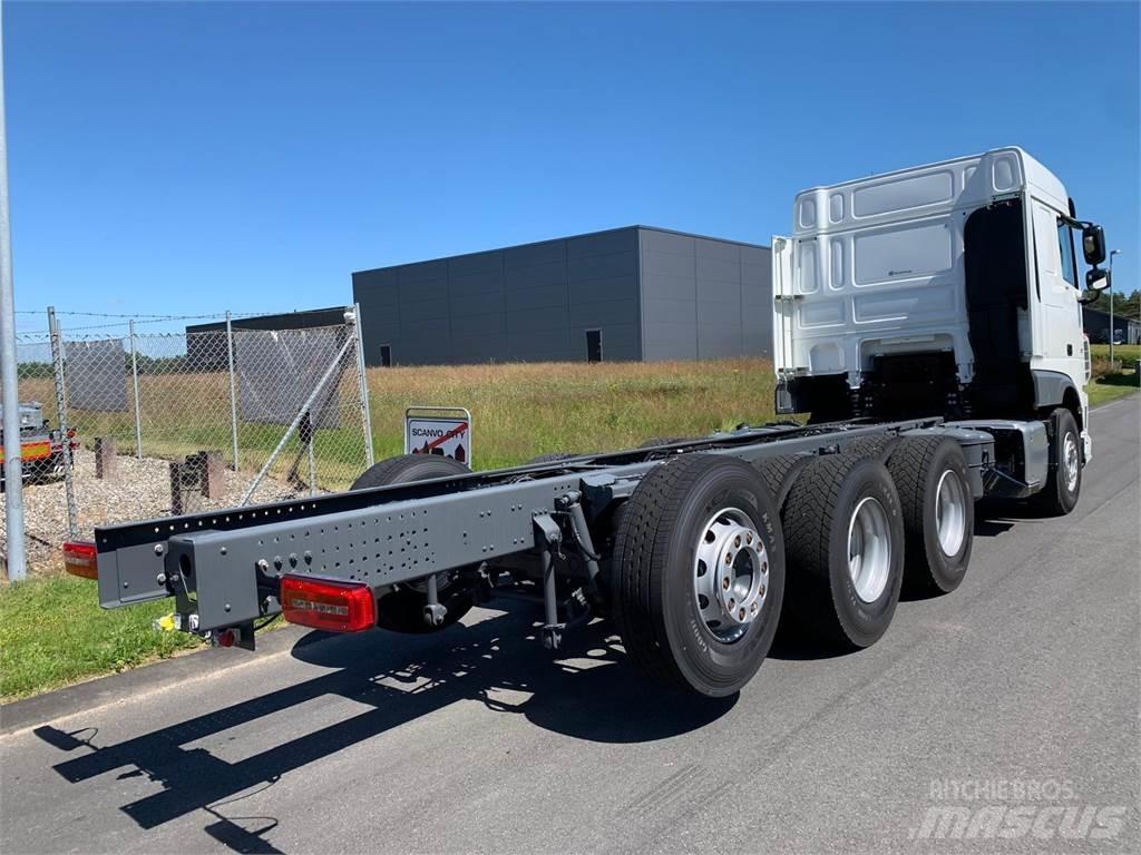 DAF XF 430 8x4*4 Autocabinati