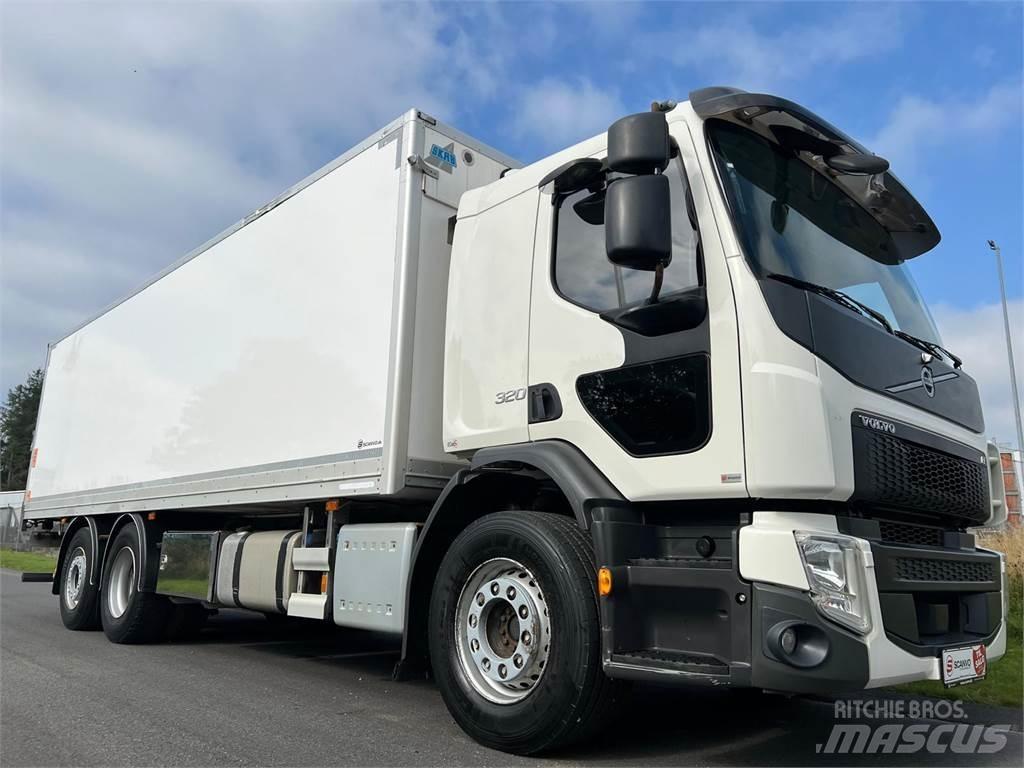 Volvo FE320 6x2*4 Camion cassonati