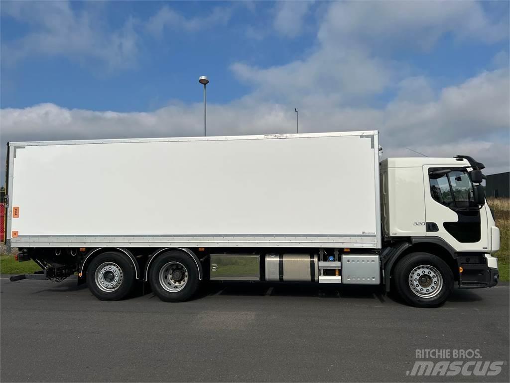 Volvo FE320 6x2*4 Camion cassonati