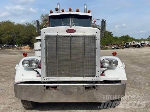 Peterbilt 359 Carroattrezzi