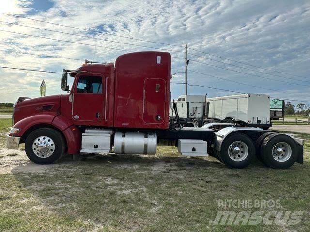 Peterbilt 384 Motrici e Trattori Stradali