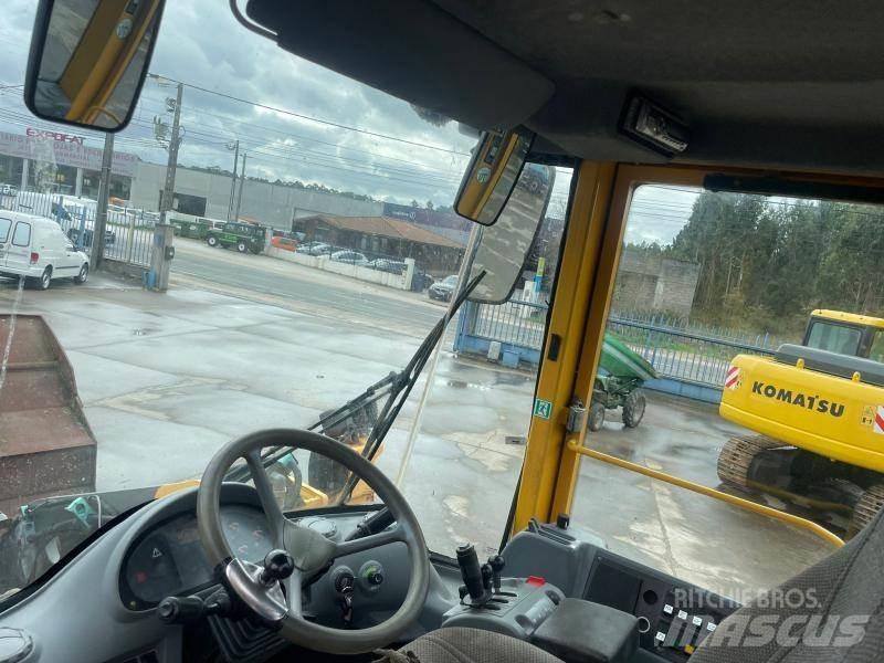 Volvo L 90 E Pale gommate