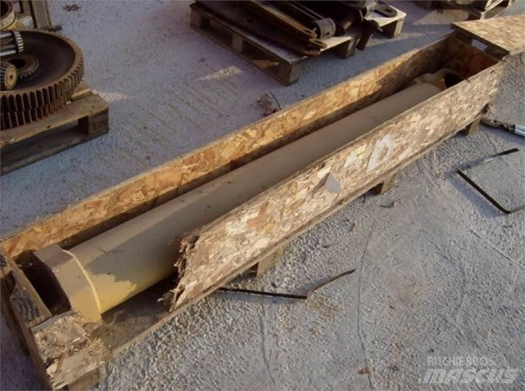 CAT 225 Costruzioni - Altro