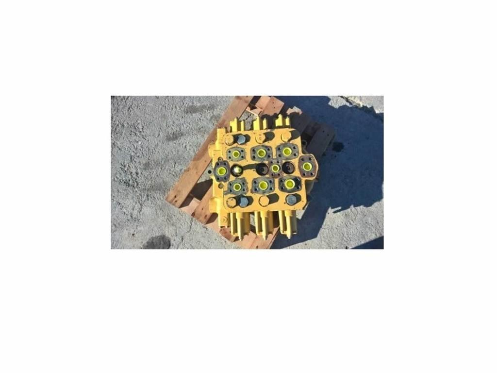 CAT 231D Costruzioni - Altro