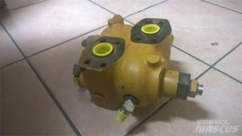 CAT 231D Costruzioni - Altro