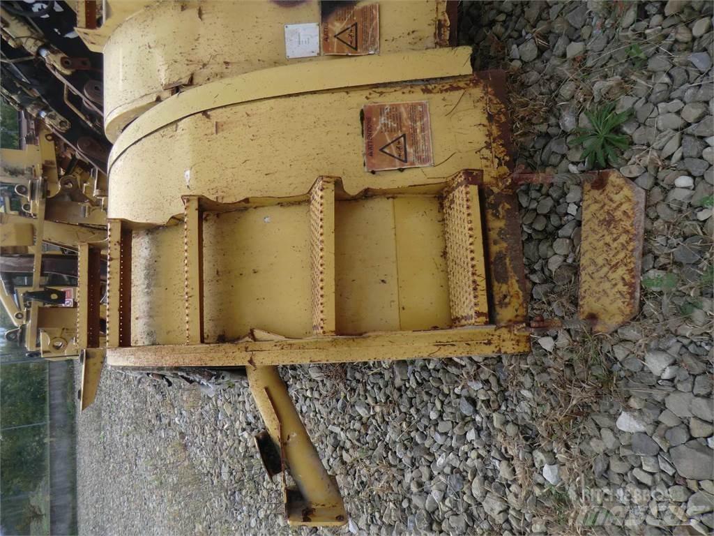 CAT 323D Telaio e sospensioni