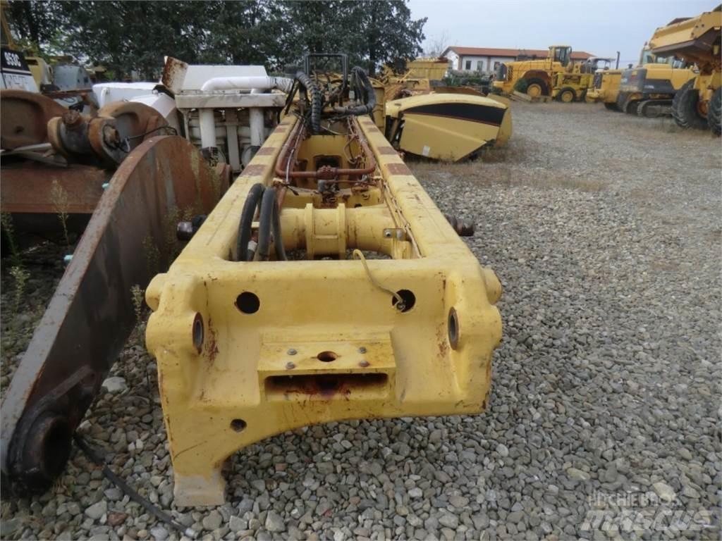 CAT 323D Telaio e sospensioni