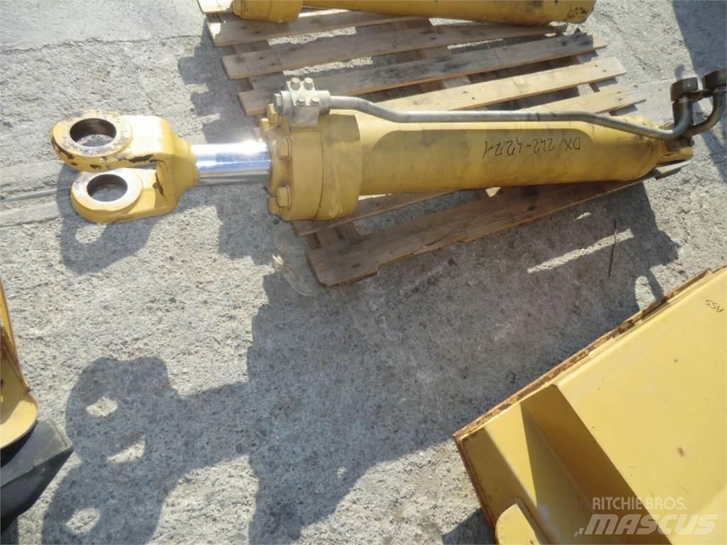 CAT 735 Costruzioni - Altro