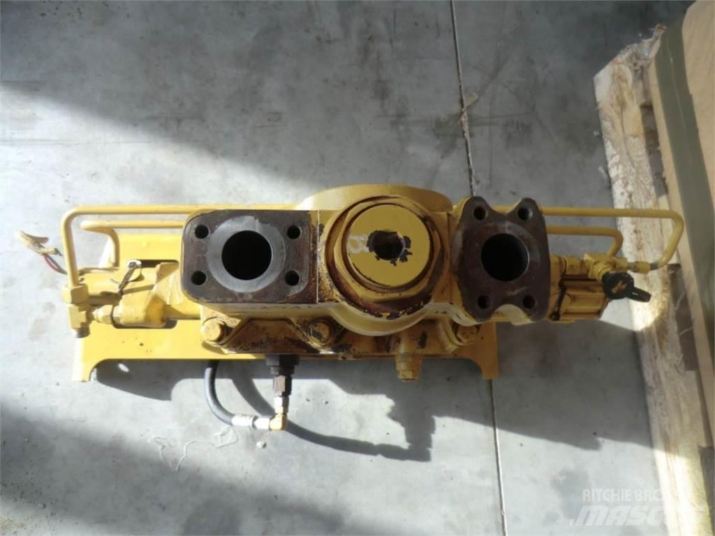 CAT 735 Altro