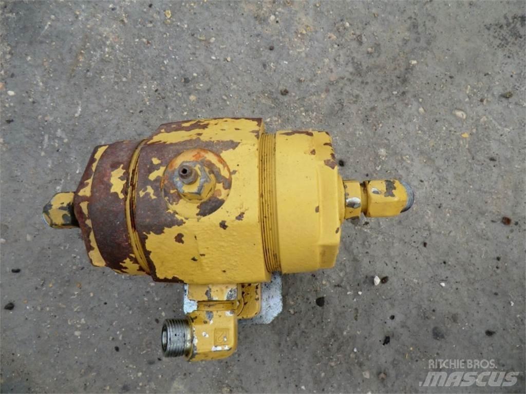 CAT 735 Costruzioni - Altro