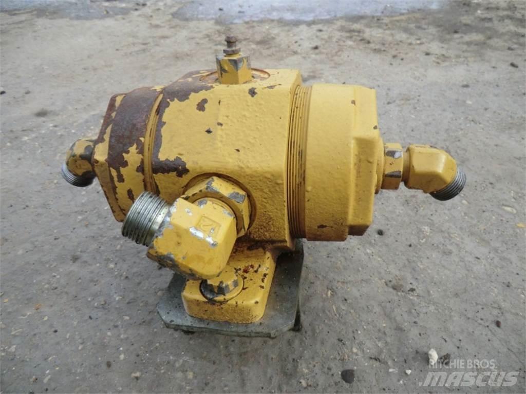 CAT 735 Costruzioni - Altro