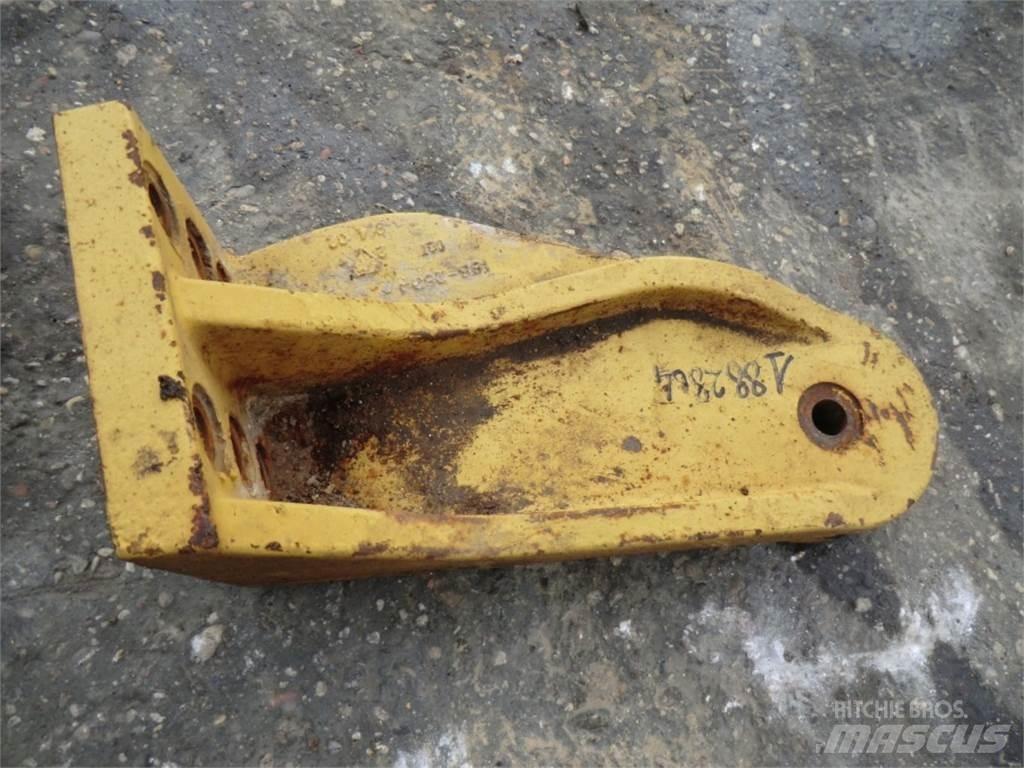 CAT 735 Telaio e sospensioni