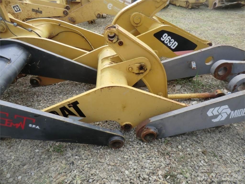 CAT 943 Telaio e sospensioni