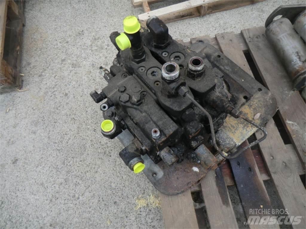 CAT 963D Costruzioni - Altro