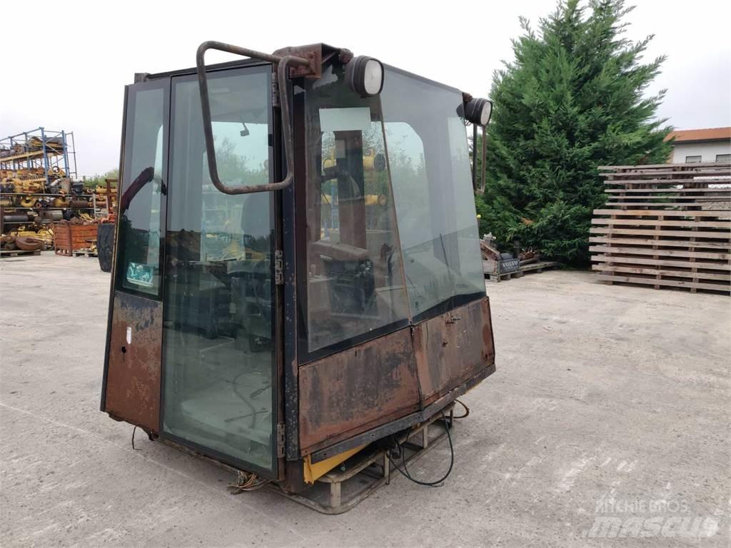 CAT 988G Telaio e sospensioni