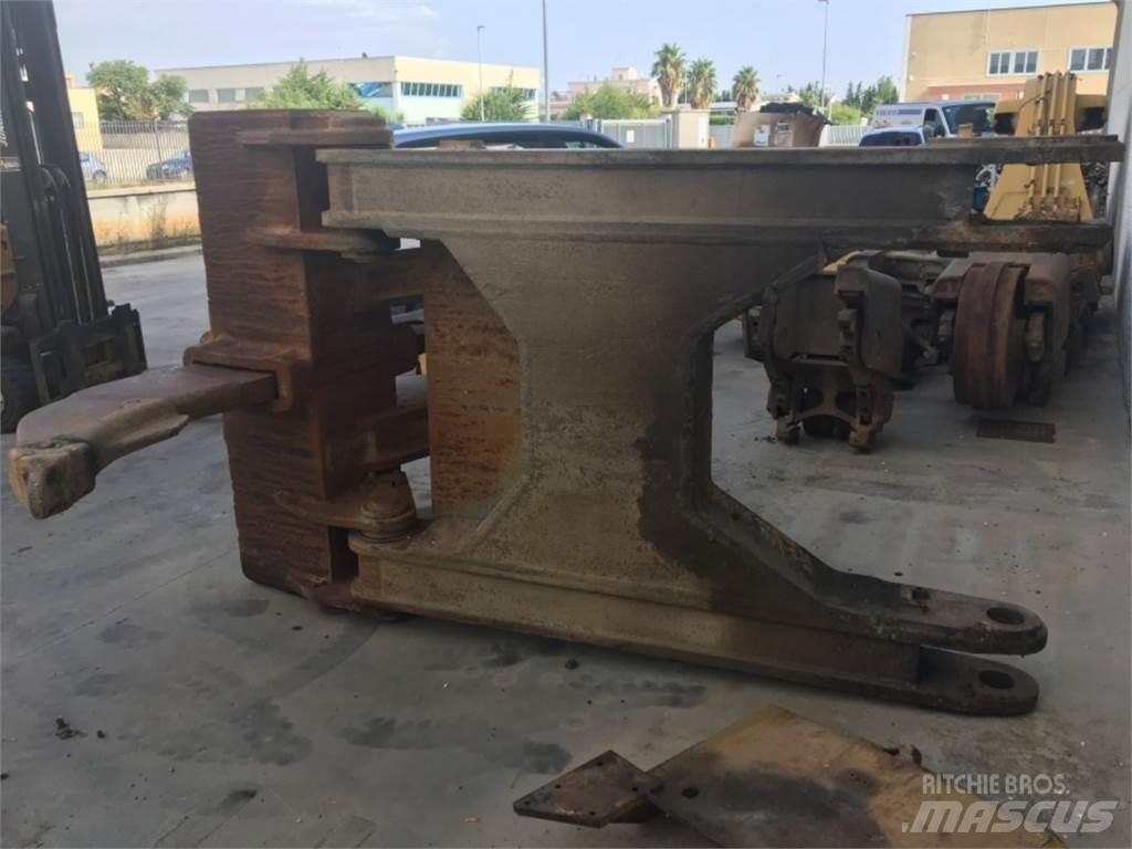 CAT  D8L Costruzioni - Altro