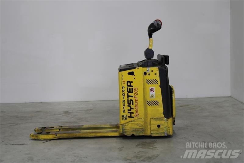 Hyster P2.0S Carrelli elevatori bassi a piattaforma