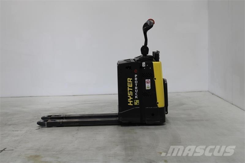 Hyster P2.0S Carrelli elevatori bassi a piattaforma