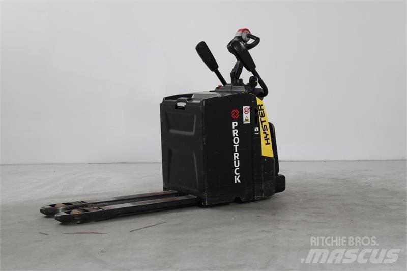 Hyster P2.0S Carrelli elevatori bassi a piattaforma